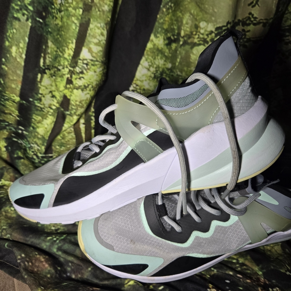 Fabletics Cheviot Performance Sneaker Size 9.5 Te… - image 4